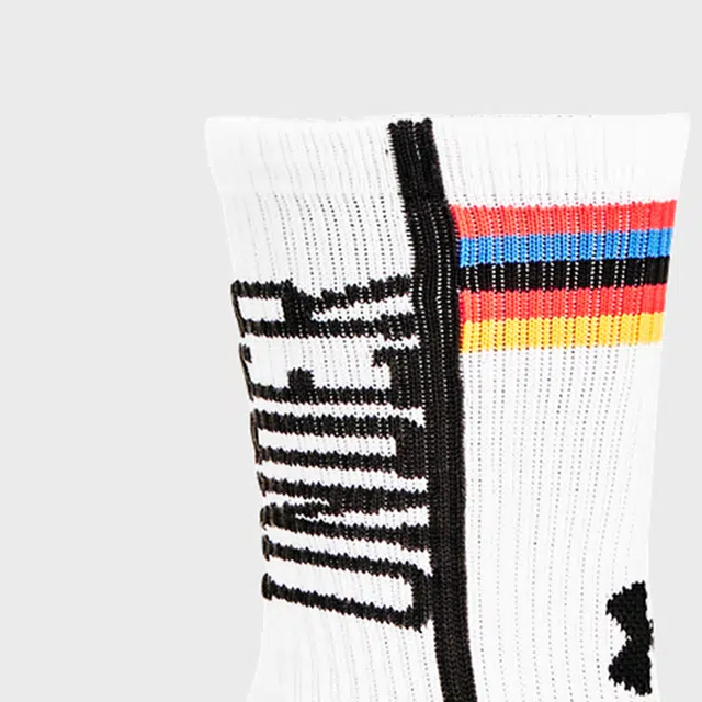 Under Armour HeatGear Novelty Crew 13