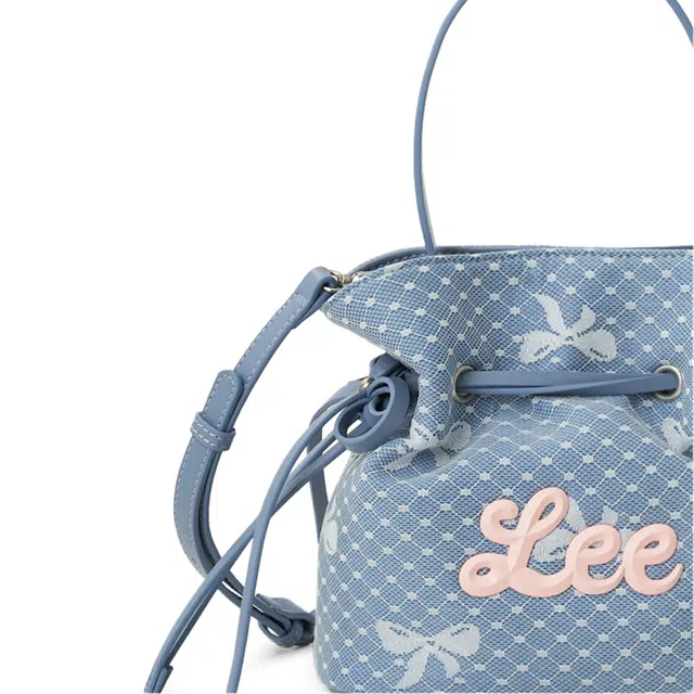 Lee