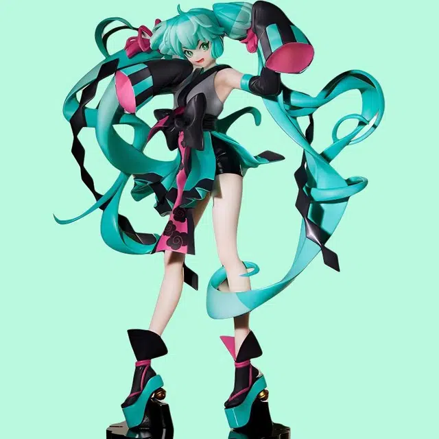 FURYU TENITO 22cm
