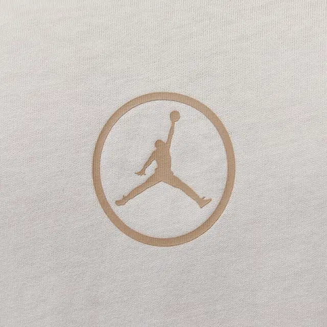 Jordan Flight EssentialsBRAND T