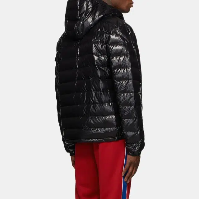 Moncler SS22