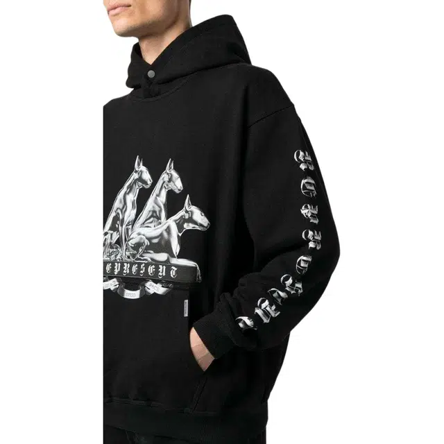 REPRESENT FW22