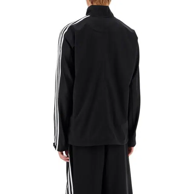Y-3