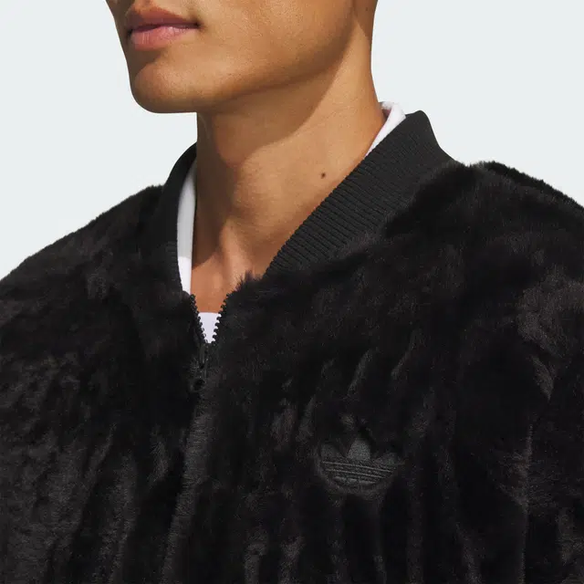 adidas originals FUR FW24 JACKET logo