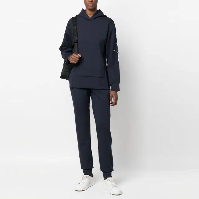 EMPORIO ARMANI SS23 Logo