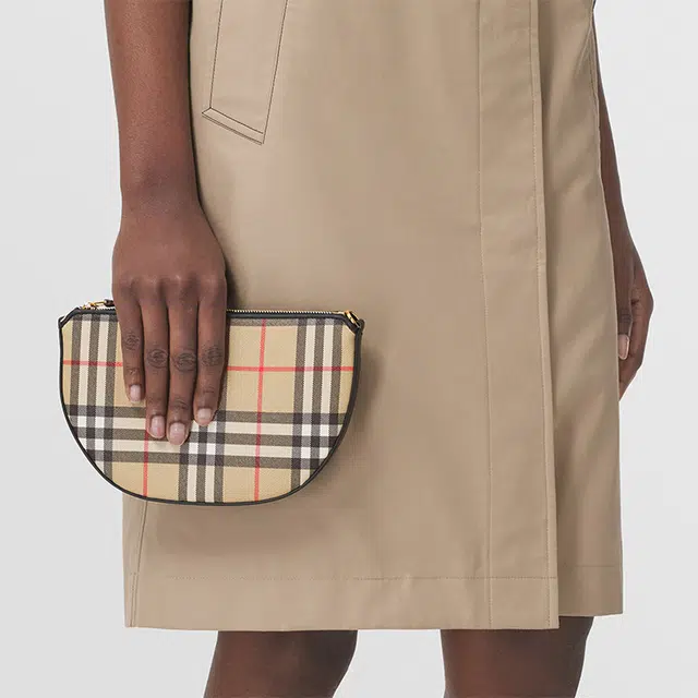 Burberry Olympia Vintag