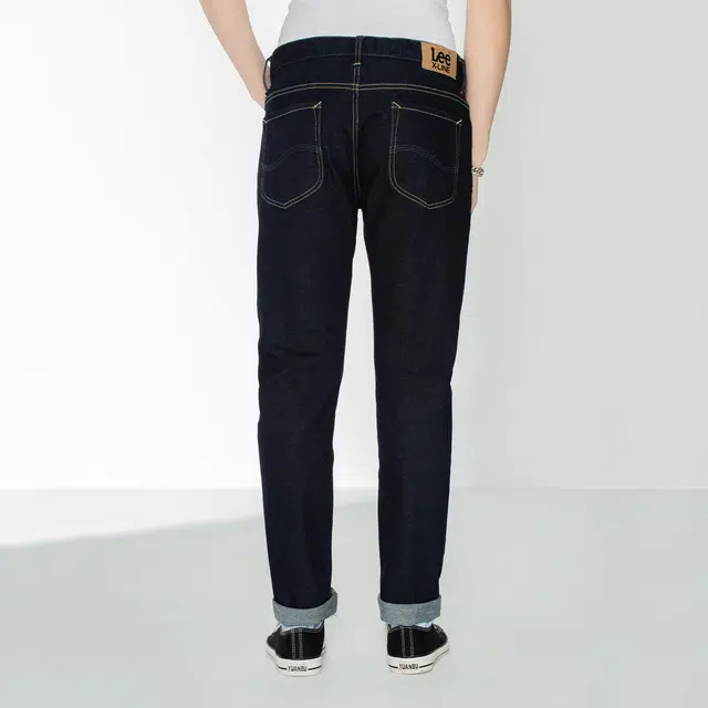 Lee FW21 705