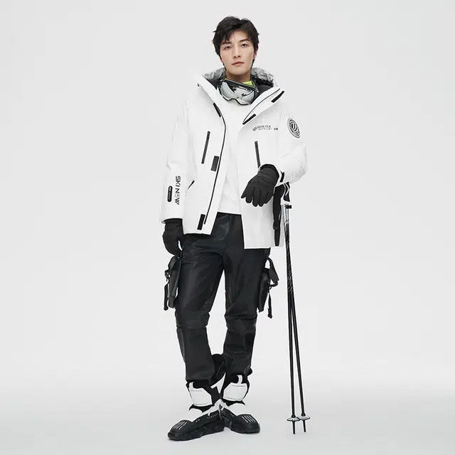 GORE-TEX INFINIUM