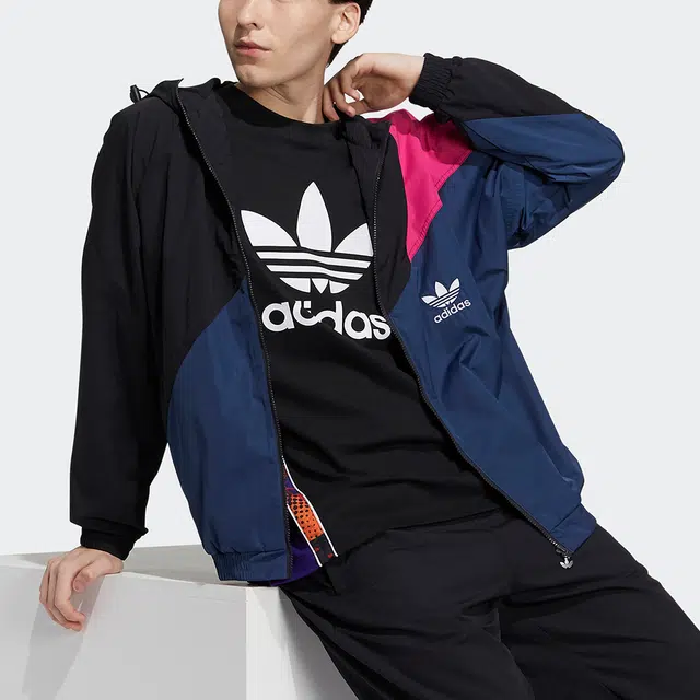 adidas originals Ts Wb Logo