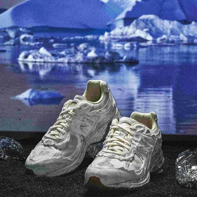 New Balance NB 2002R "refined future"