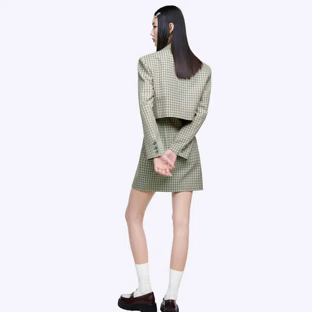 太平鸟女装 格纹吊带连衣裙 绿色格纹