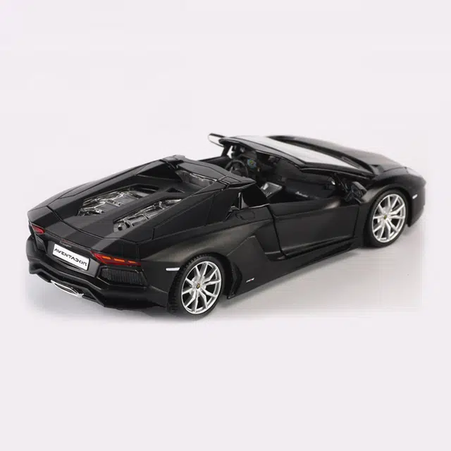 Maisto 124 Lamborghini Lamborghini LP 700-4 Roadster