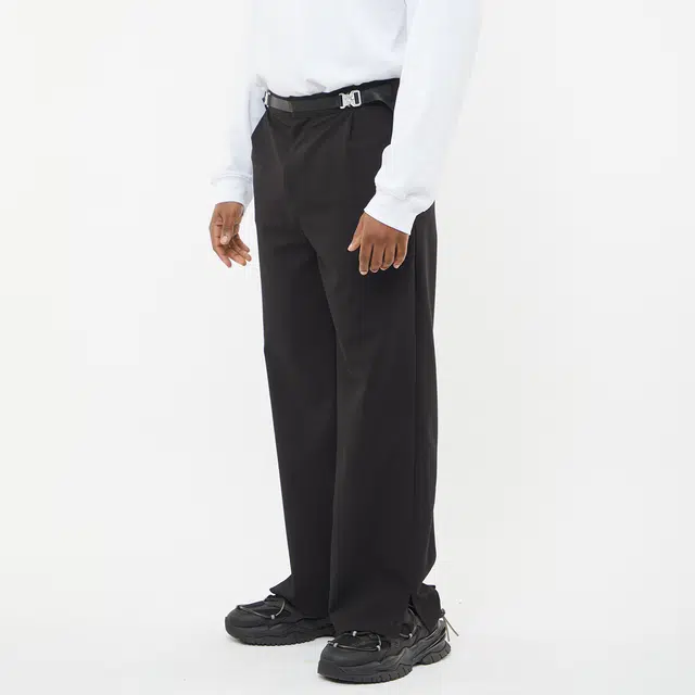SS22