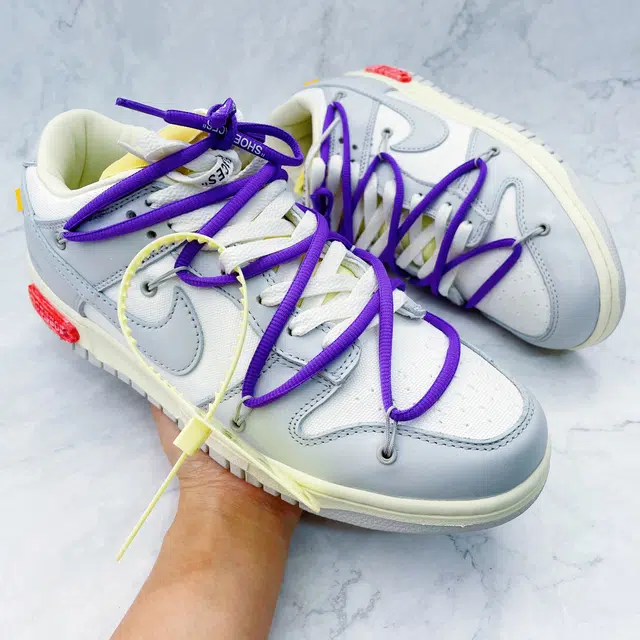 CMFY 5 THE 50 SHOELACES