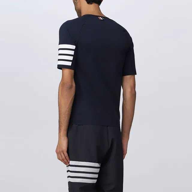 THOM BROWNE T
