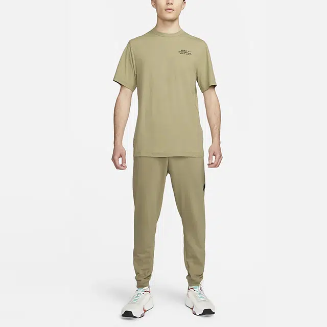 Nike Dri-FIT UV Hyverse