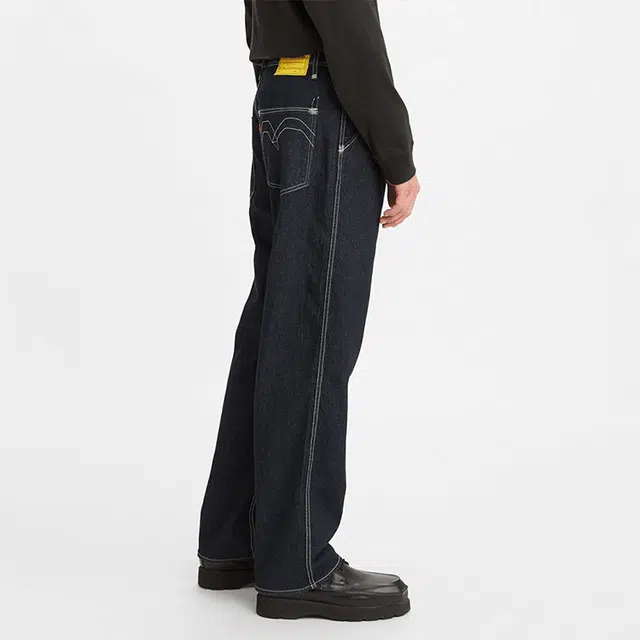 levis
