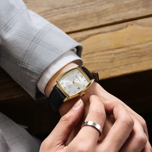 BULOVA 33*40*19mm 97B197