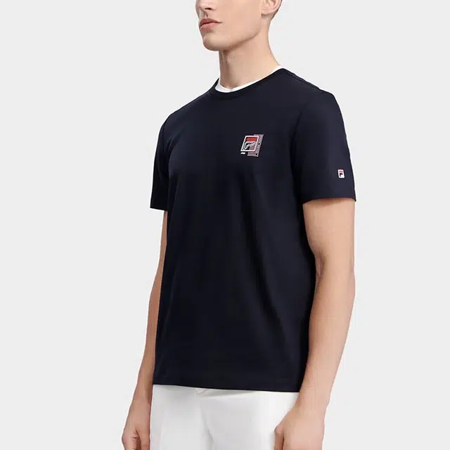 FILA T
