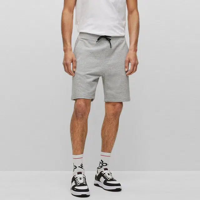 HUGO BOSS SS22
