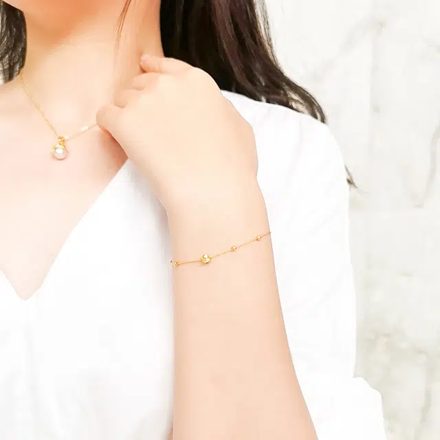 VERENA REINE 18KK