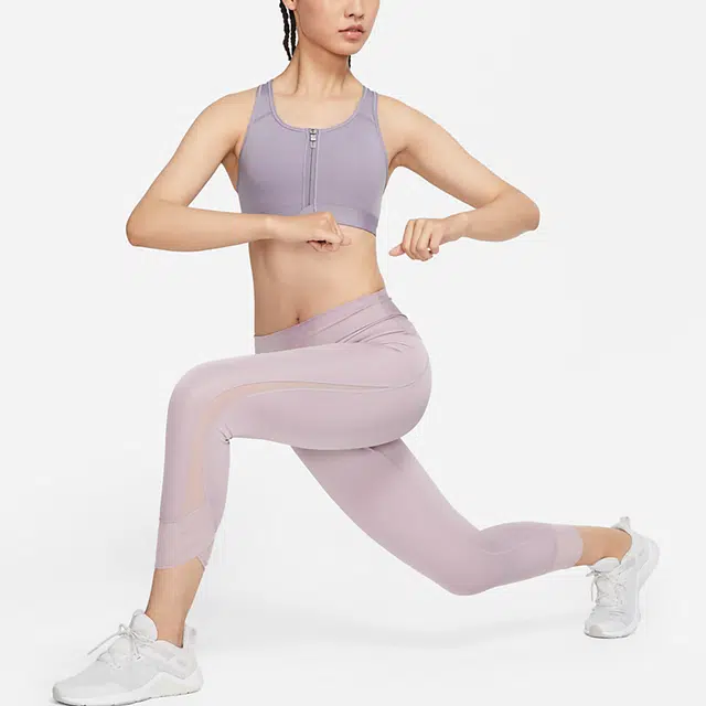 Nike Dri-FIT Swoosh Zip-Front