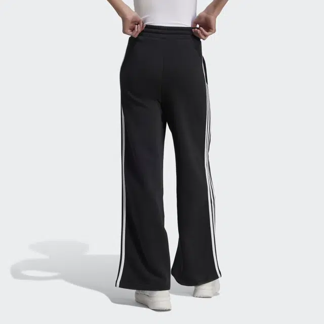 adidas Essentials 3-Stripes Wide Pants