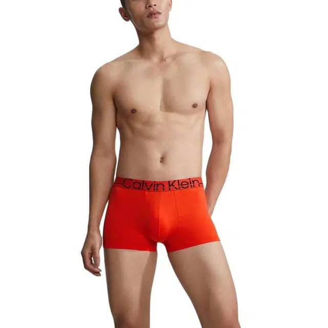 CKCalvin Klein 4D 1