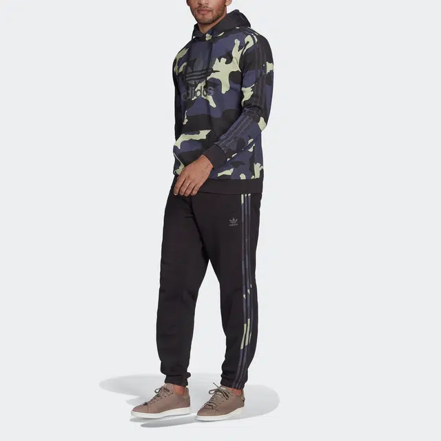 adidas originals Logo