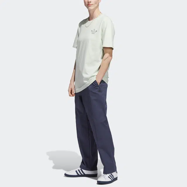 adidas originals Henry Jones Paris Tee T