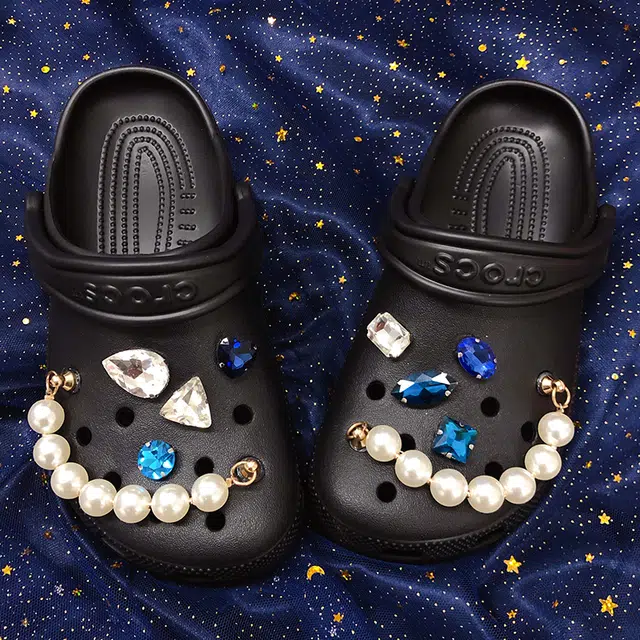 US8ACC DIYcrocs