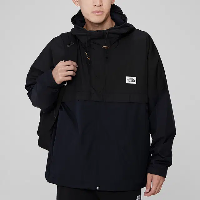 THE NORTH FACE
