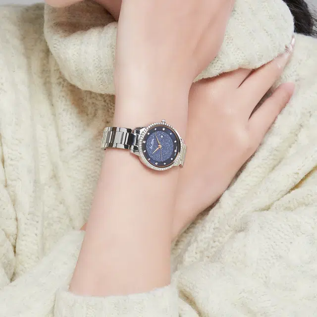 SEIKO ALBA 32mm AH7W29X1