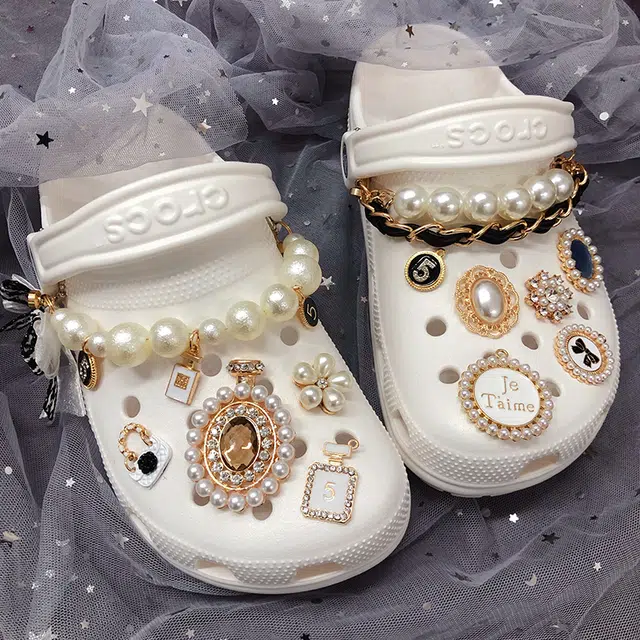 US8ACC DIYcrocs