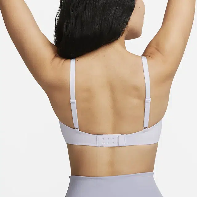 Nike Alate Minimalist