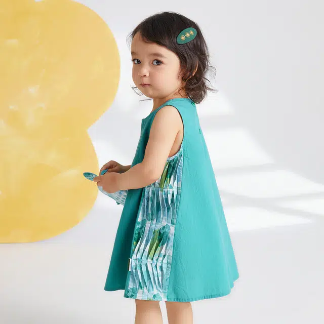 啊咪啦 兔子包包无袖撞色打褶轻薄透气婴幼儿连衣裙 儿童款
