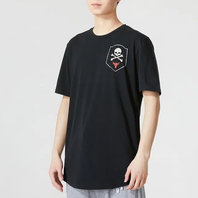 Under Armour T