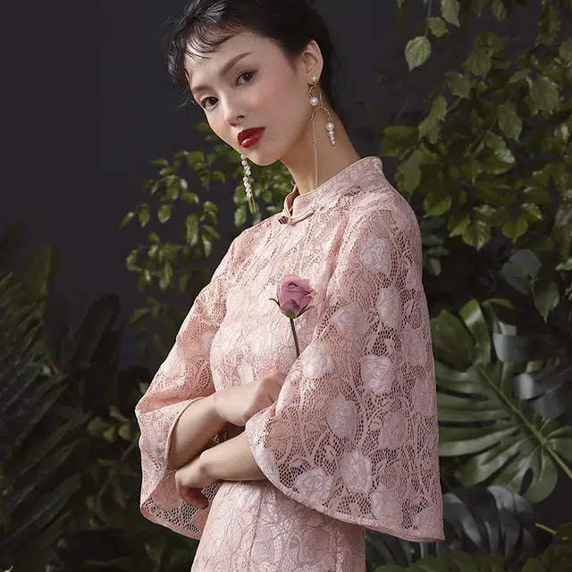 槿爷东方 玫瑰蕾丝七分喇叭袖旗袍  粉色
