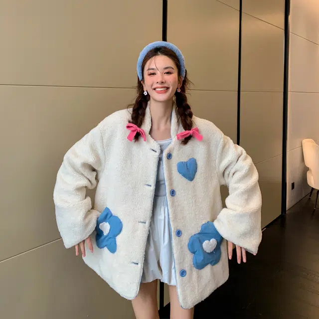 CLOUD SEASON