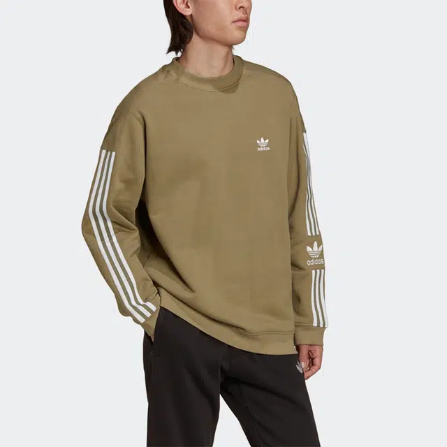 adidas originals Lock Up Crew Logo