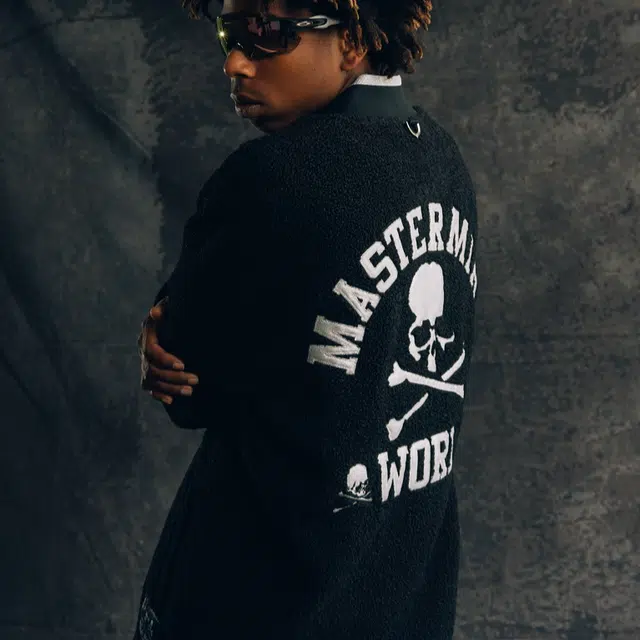 Mitchell Ness x mastermind Logo