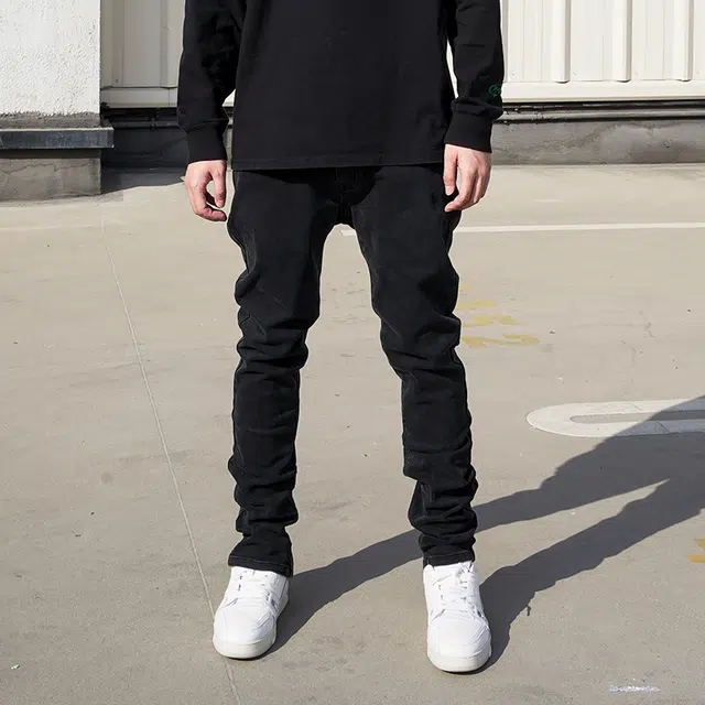 P.M.W FW21