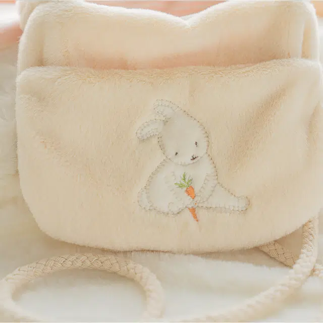 bunnies by the bay 24cm