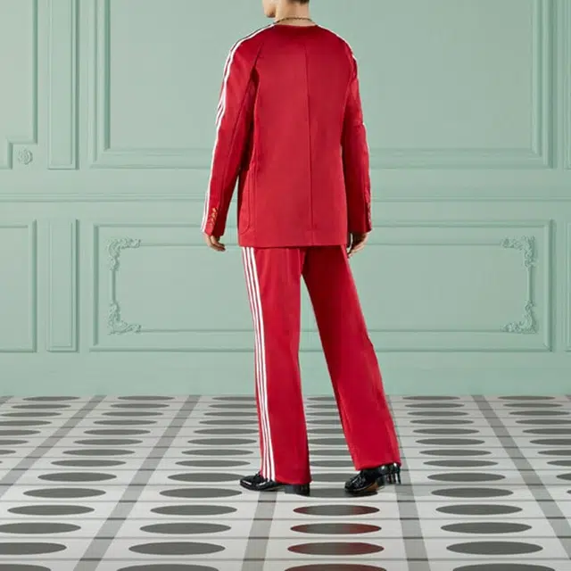 GUCCI x adidas originals FW22 Logo