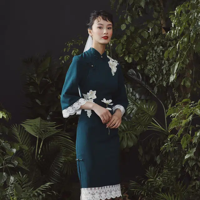 槿爷东方 大花刺绣蕾丝喇叭袖旗袍 女款 墨绿色