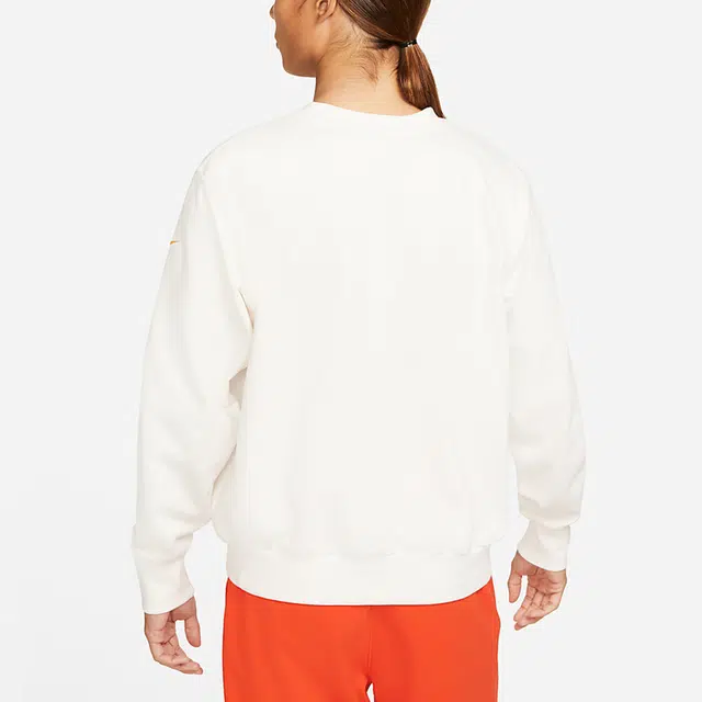 Nike Standard Issue