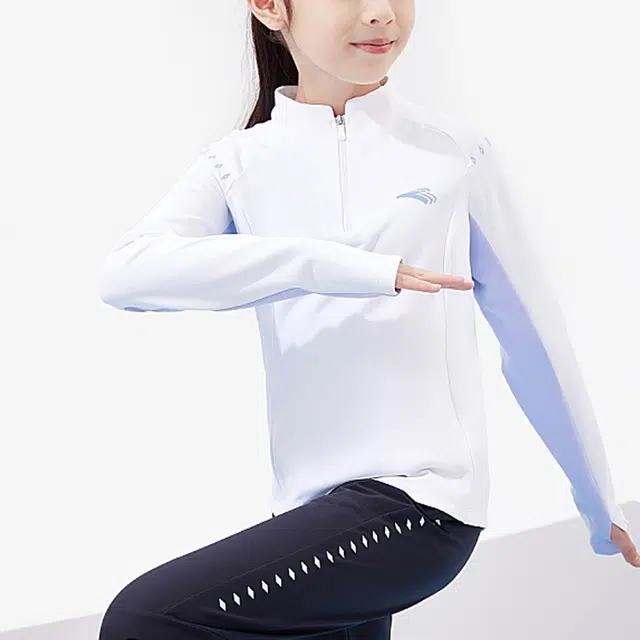 安踏 童装 速干长袖跑步打底衫 女童 白色