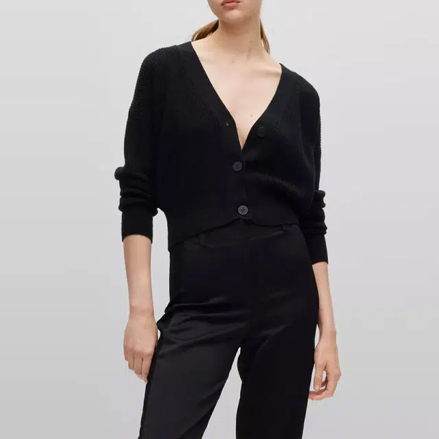 HUGO BOSS FW22 V