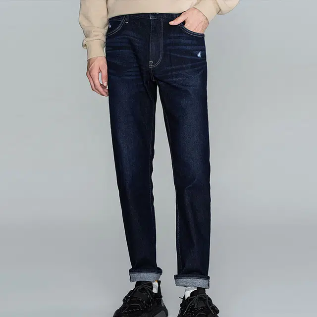 Lee
