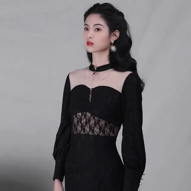 槿爷东方 拼接蕾丝鱼尾连衣裙 玄黑色
